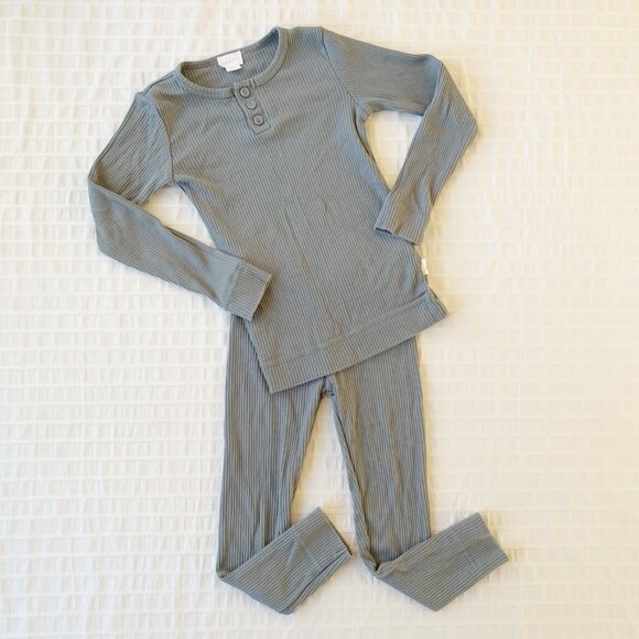 Jamie Kay Modal Long Sleeve Henley + Everyday Legging Set • 4 Years - Picture 1 of 3